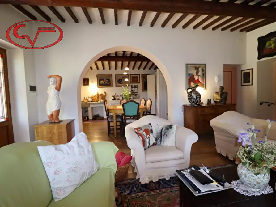 Immagine 25 di Villa in vendita  in vald'ambra a Bucine