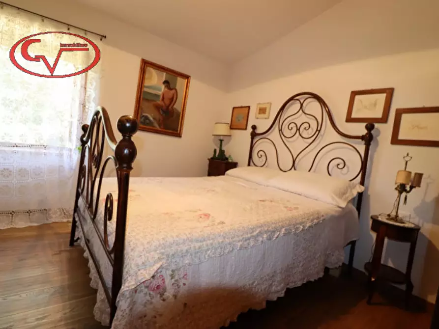 Immagine 34 di Villa in vendita  in vald'ambra a Bucine