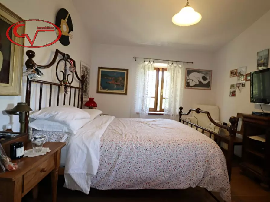 Immagine 42 di Villa in vendita  in vald'ambra a Bucine