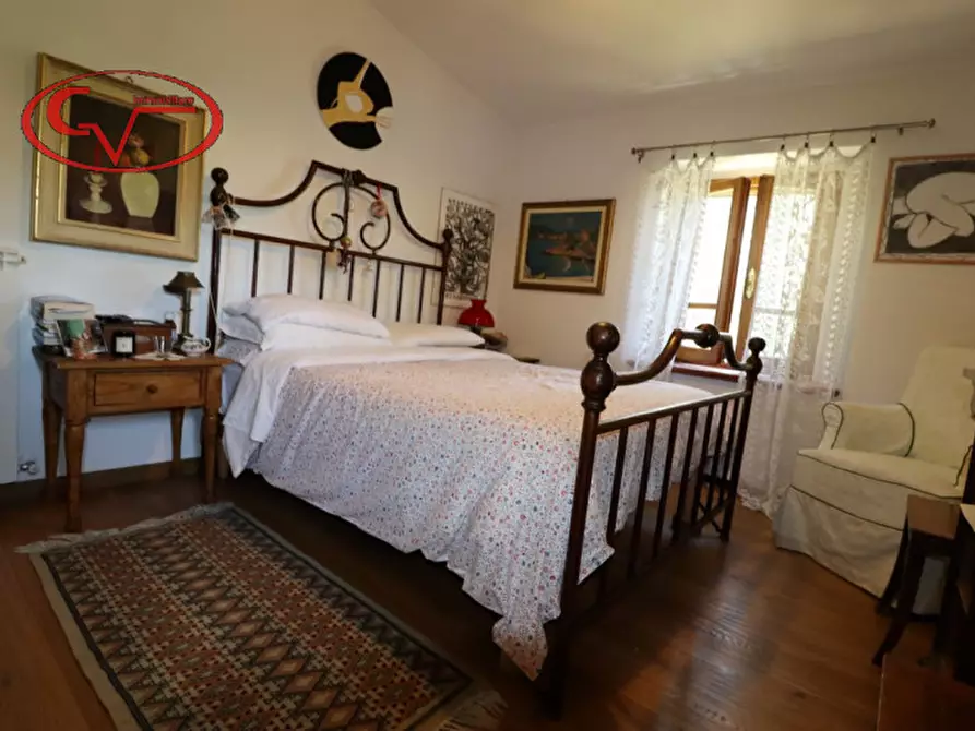 Immagine 44 di Villa in vendita  in vald'ambra a Bucine