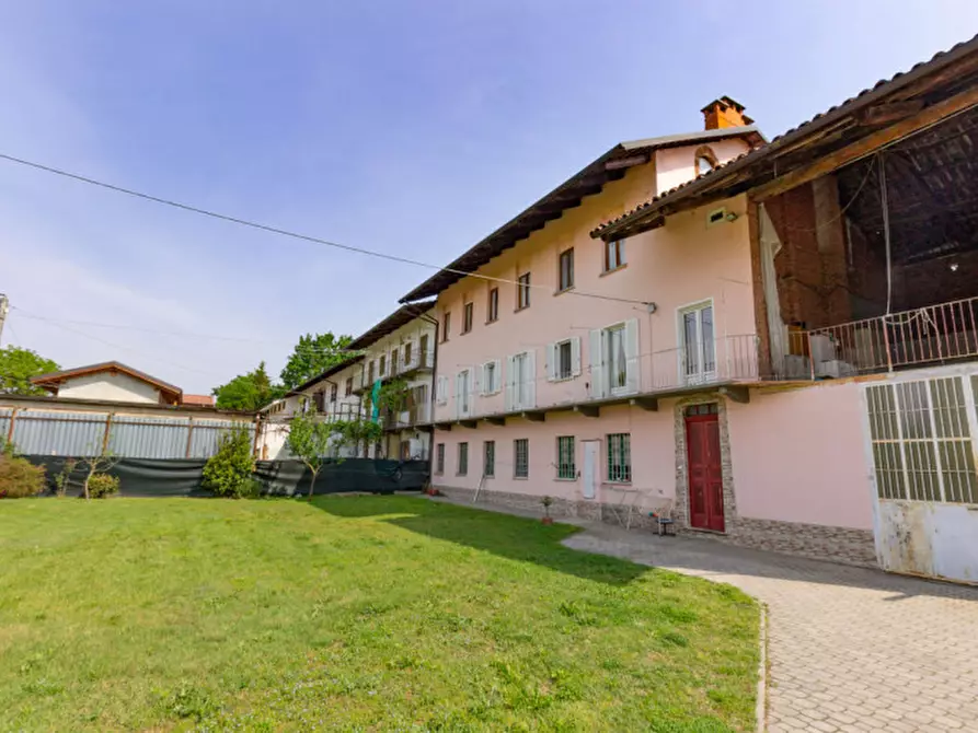 Immagine 1 di Casa bifamiliare in vendita  in Vicolo Grappa, 49 a Bosconero