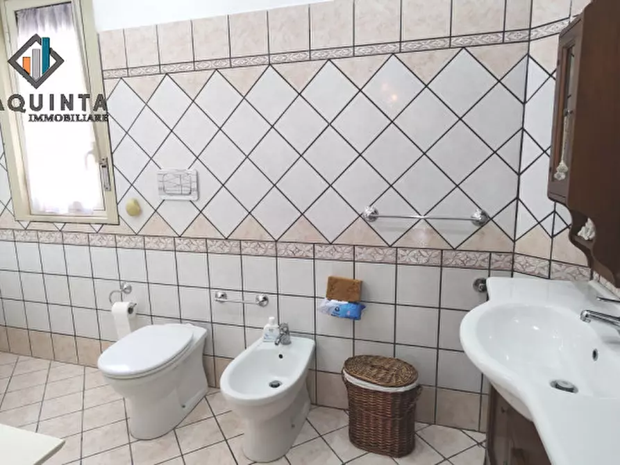 Immagine 10 di Casa bifamiliare in vendita  in via Palermo n.116 a Palagonia