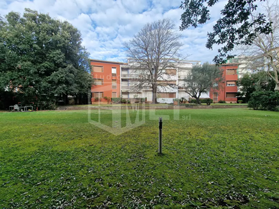 Immagine 3 di Appartamento in vendita  in via goito 36 a Livorno