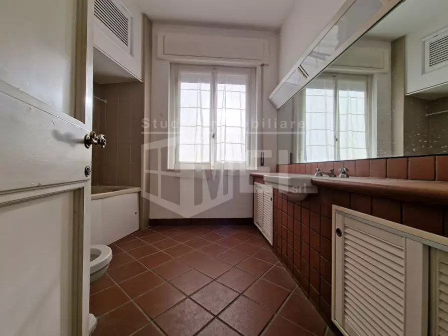 Immagine 19 di Appartamento in vendita  in via goito 36 a Livorno