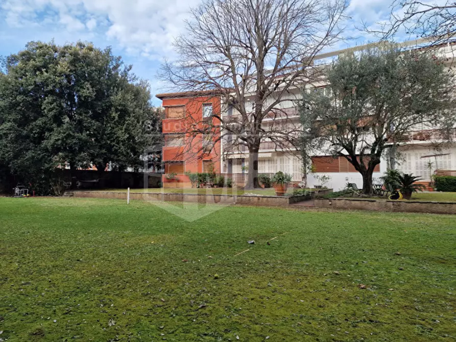 Immagine 27 di Appartamento in vendita  in via goito 36 a Livorno