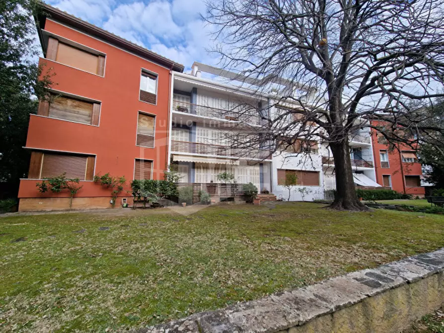 Immagine 29 di Appartamento in vendita  in via goito 36 a Livorno