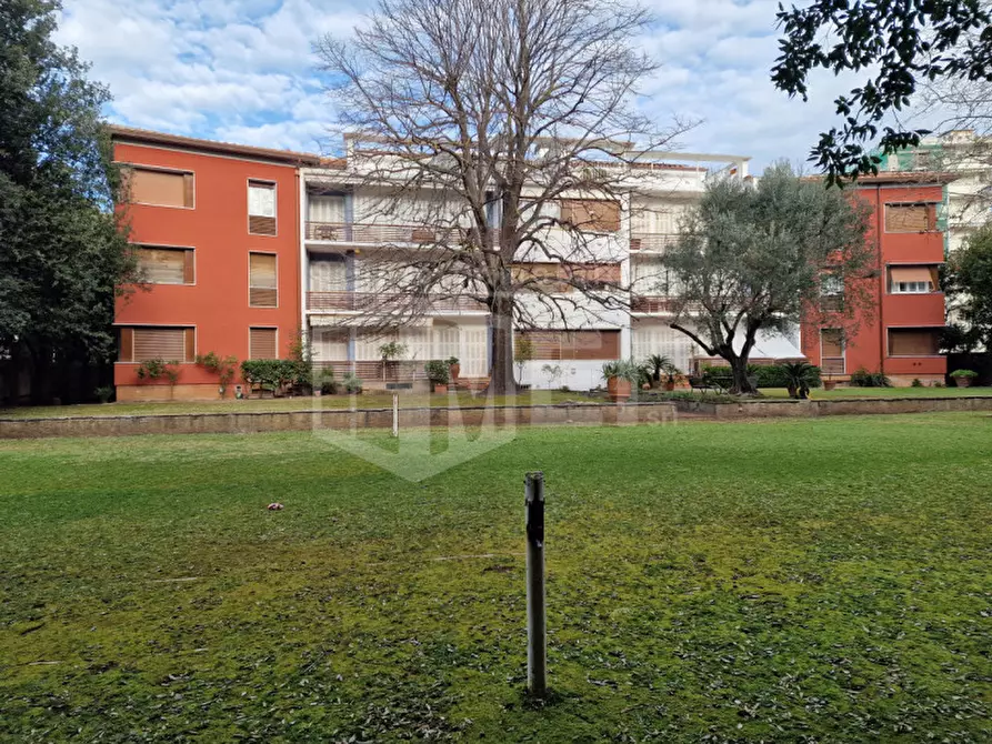 Immagine 30 di Appartamento in vendita  in via goito 36 a Livorno