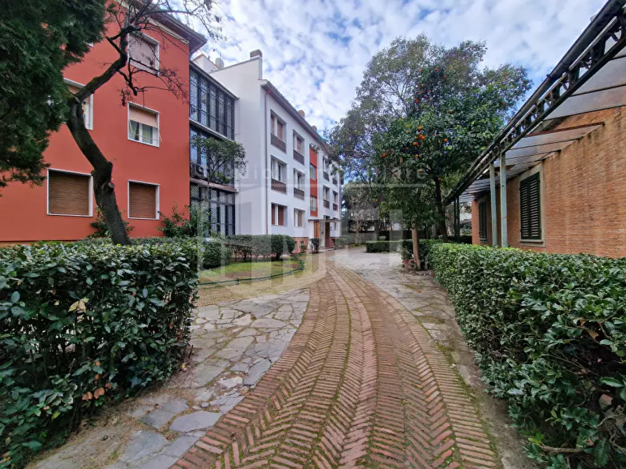 Immagine 34 di Appartamento in vendita  in via goito 36 a Livorno