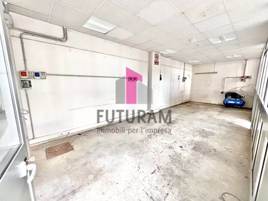 Immagine 20 di Capannone industriale in affitto  in STRADA DEI PIZZOLATI a Vicenza
