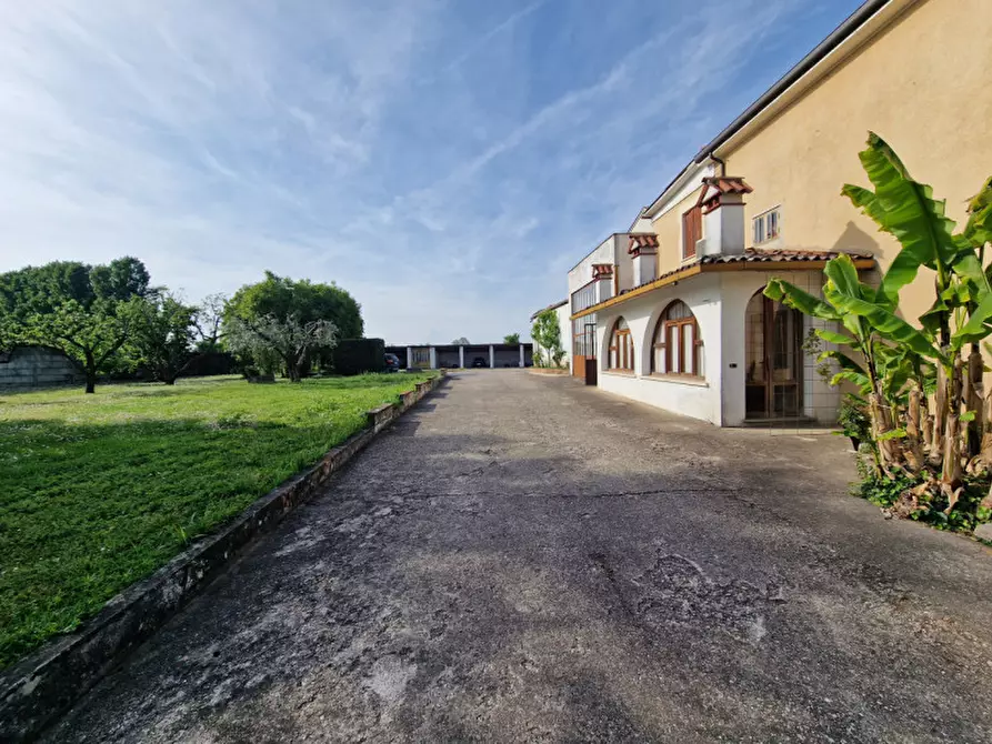 Immagine 4 di Casa indipendente in vendita  in VIA UMBERTO 1 a Borgo Veneto