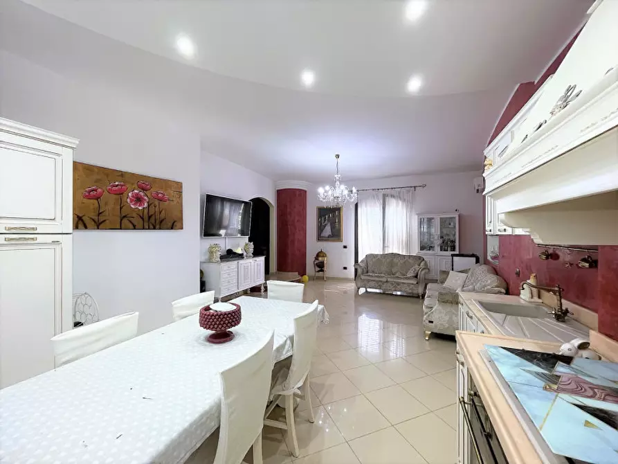 Immagine 7 di Villa in vendita  in Viale corrado santuccio a Avola