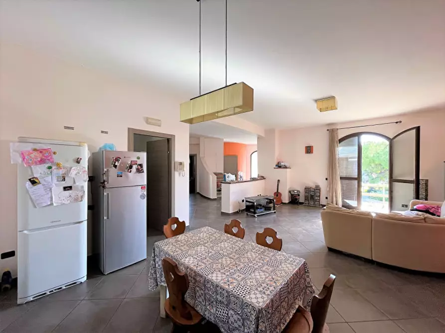 Immagine 20 di Villa in vendita  in Viale corrado santuccio a Avola