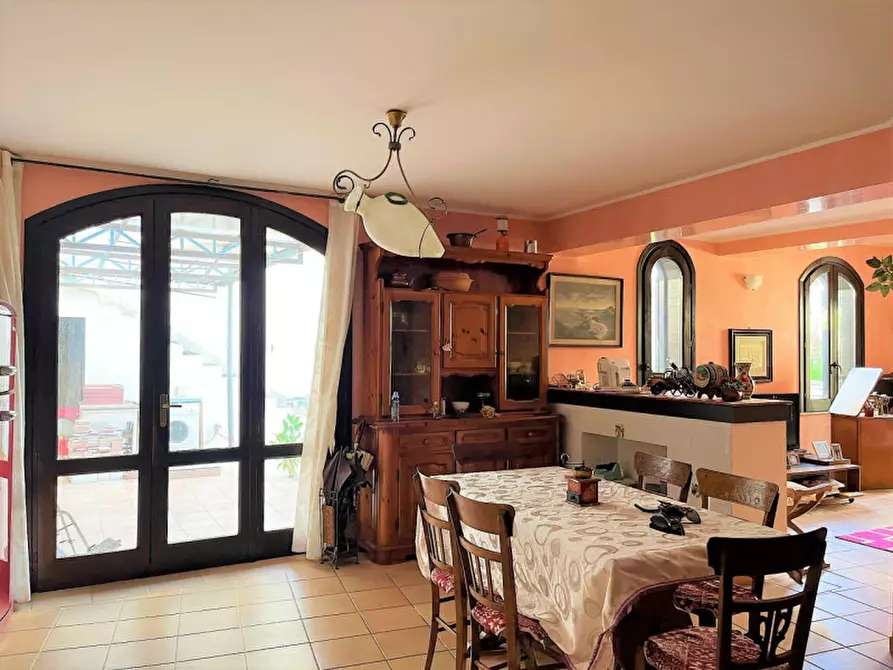 Immagine 25 di Villa in vendita  in Viale corrado santuccio a Avola