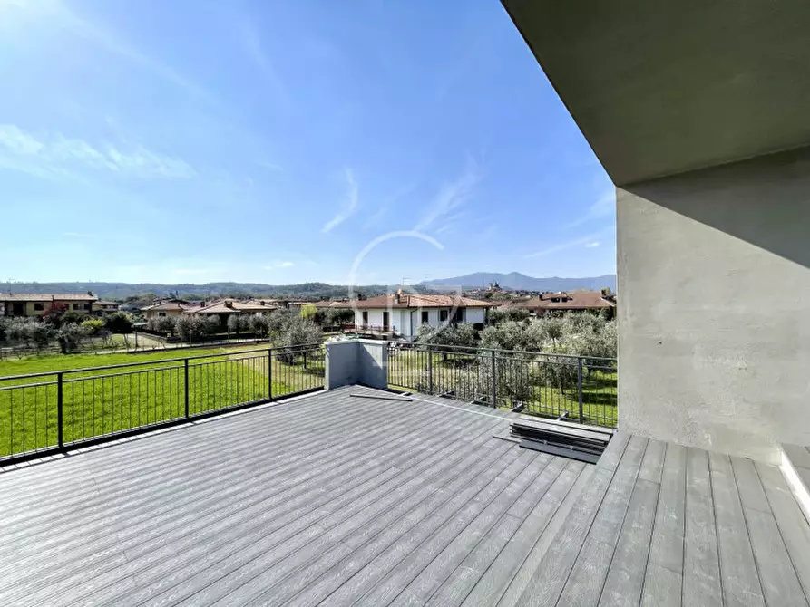Immagine 18 di Casa bifamiliare in vendita  in Via Alessandro Manzoni a Puegnago Sul Garda