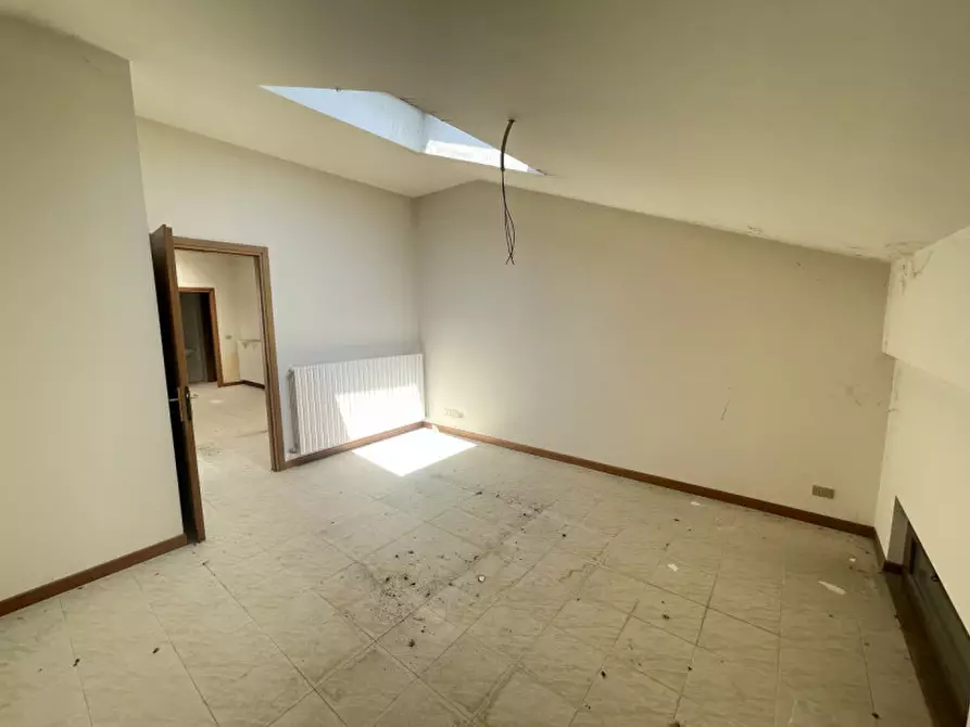 Immagine 4 di Appartamento in vendita  a Suzzara