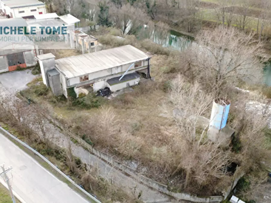 Immagine 2 di Capannone industriale in vendita  in via del marmo a Dolcè