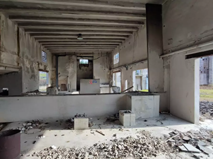 Immagine 11 di Capannone industriale in vendita  in via del marmo a Dolcè