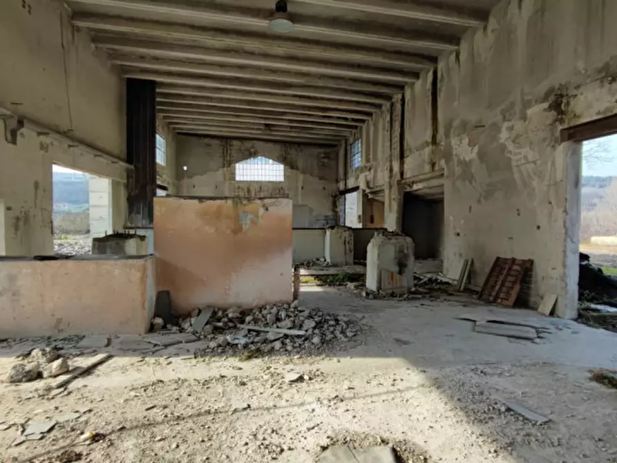 Immagine 17 di Capannone industriale in vendita  in via del marmo a Dolcè