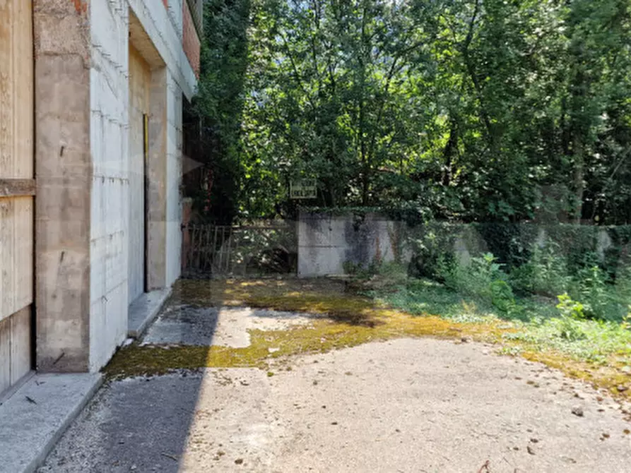 Immagine 5 di Rustico / casale in vendita  in via tita secchi a Vestone