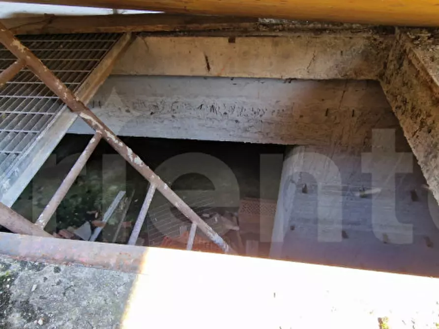 Immagine 15 di Rustico / casale in vendita  in via tita secchi a Vestone