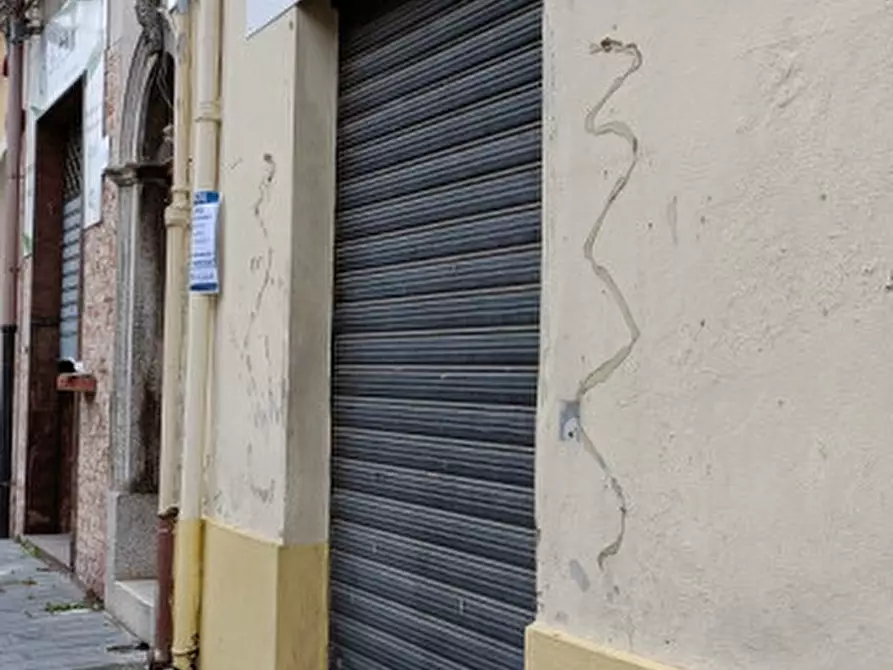 Immagine 1 di Negozio in vendita  in via garibaldi a Barcellona Pozzo Di Gotto