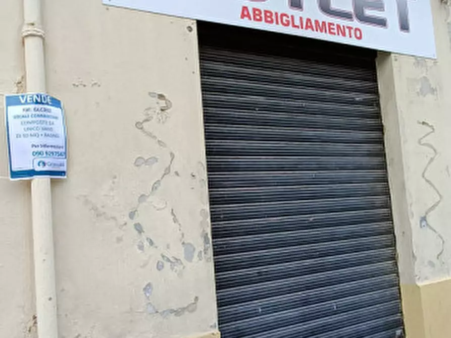 Immagine 3 di Negozio in vendita  in via garibaldi a Barcellona Pozzo Di Gotto