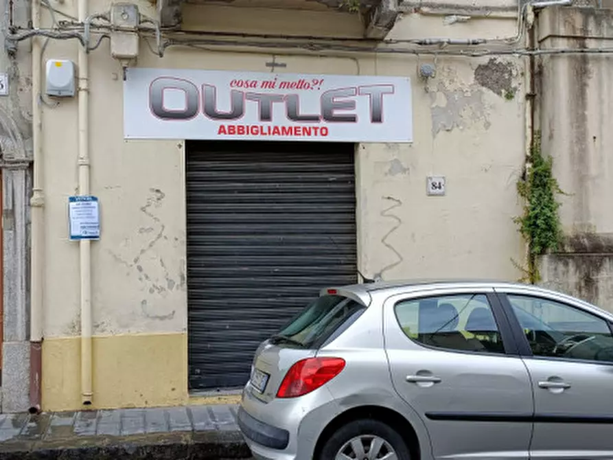 Immagine 4 di Negozio in vendita  in via garibaldi a Barcellona Pozzo Di Gotto