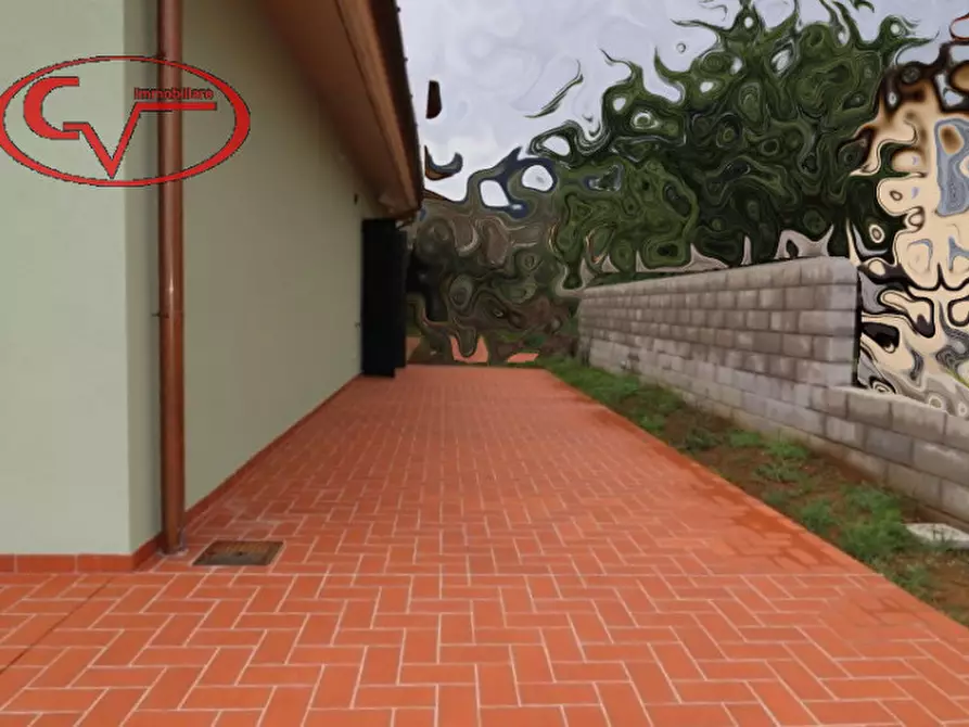 Immagine 2 di Villa in vendita  in setteponti a Loro Ciuffenna