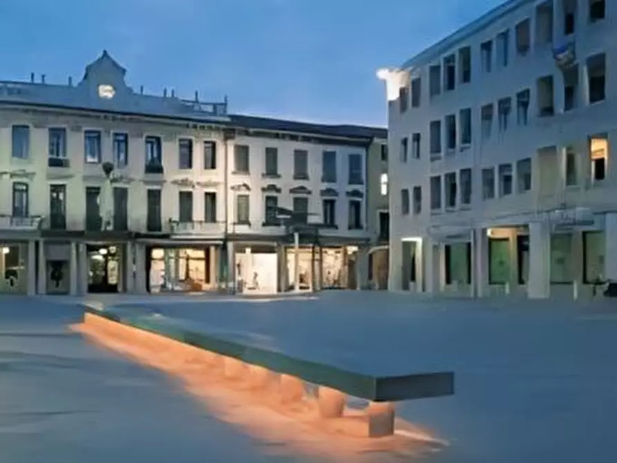 Immagine 2 di Casa trifamiliare in vendita  in viale madonna a Motta Di Livenza