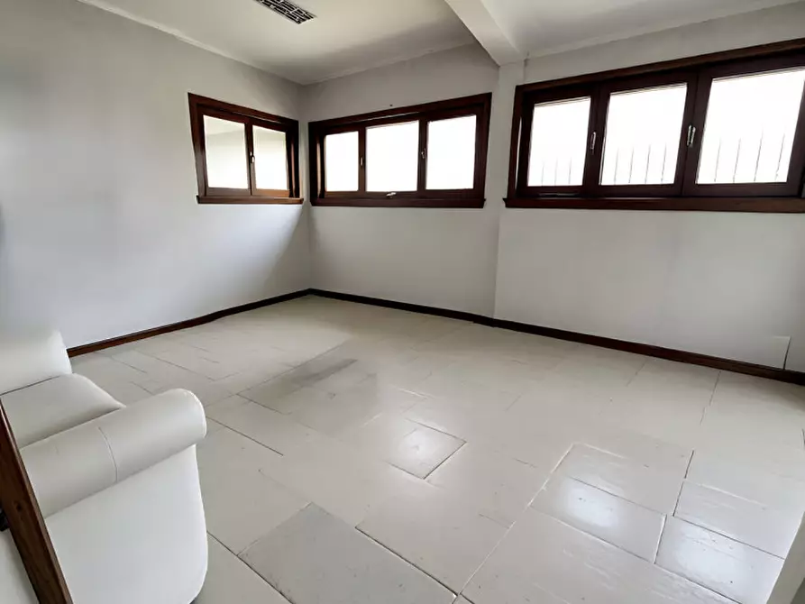 Immagine 4 di Ufficio in vendita  in via San Girolamo Barbarigo a Albignasego