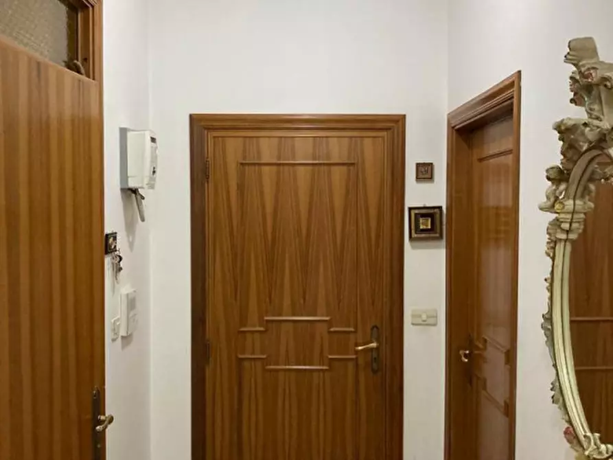 Immagine 10 di Palazzo in vendita  in Via per Francavilla a Ceglie Messapico