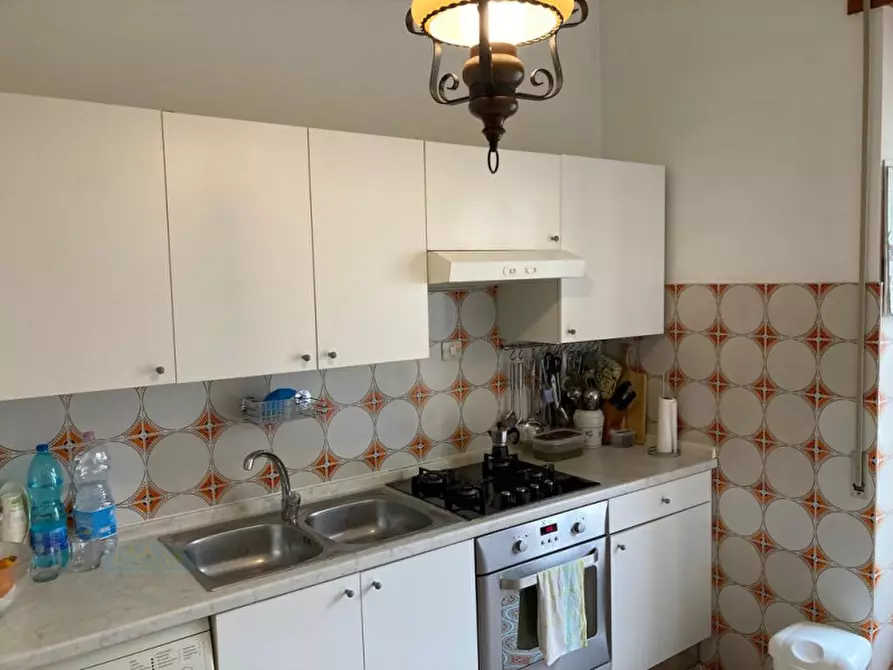 Immagine 11 di Palazzo in vendita  in Via per Francavilla a Ceglie Messapico