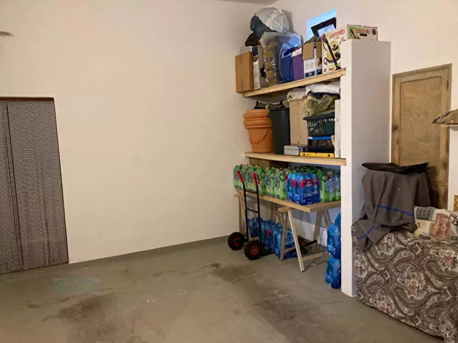 Immagine 22 di Palazzo in vendita  in Via per Francavilla a Ceglie Messapico