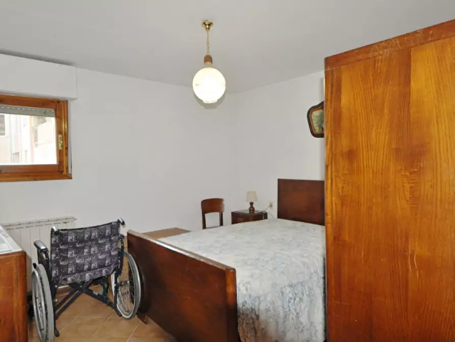 Immagine 14 di Casa indipendente in vendita  in viale Matteotti a Montevarchi