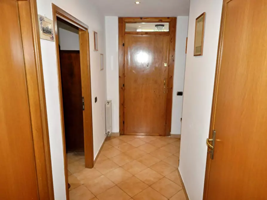 Immagine 16 di Casa indipendente in vendita  in viale Matteotti a Montevarchi