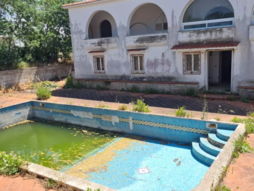 Immagine 3 di Villa in vendita  in C.da Columbri a Ostuni