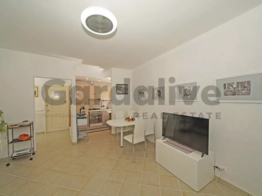 Immagine 4 di Appartamento in vendita  in Via al Vittoriale 23 a Gardone Riviera