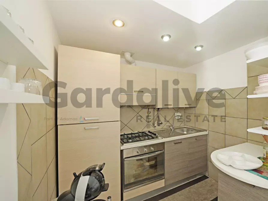 Immagine 6 di Appartamento in vendita  in Via al Vittoriale 23 a Gardone Riviera