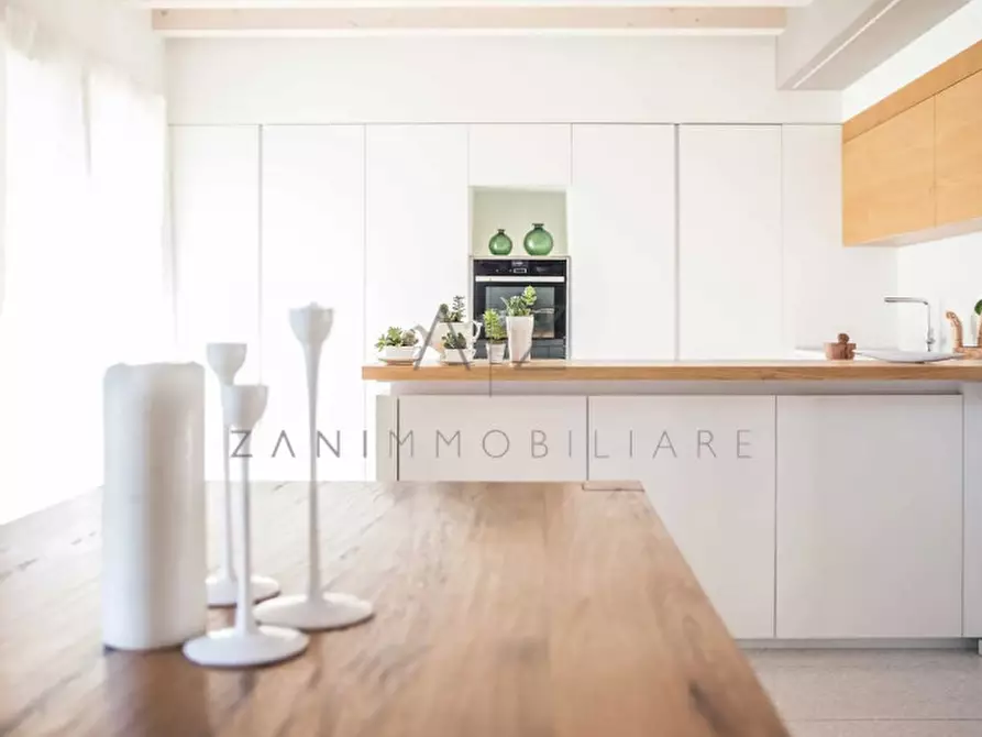 Immagine 3 di Palazzo in vendita  in Vicolo dell'Abaco a Castelfranco Veneto