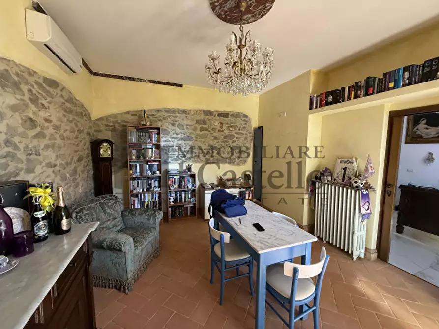 Immagine 3 di Appartamento in vendita  a Castiglione Del Lago