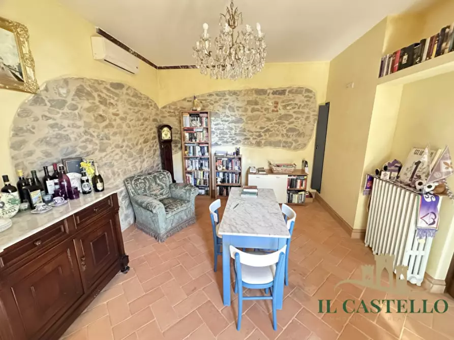 Immagine 3 di Appartamento in vendita  a Castiglione Del Lago