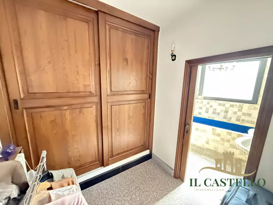 Immagine 8 di Appartamento in vendita  a Castiglione Del Lago