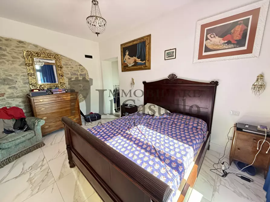 Immagine 11 di Appartamento in vendita  a Castiglione Del Lago