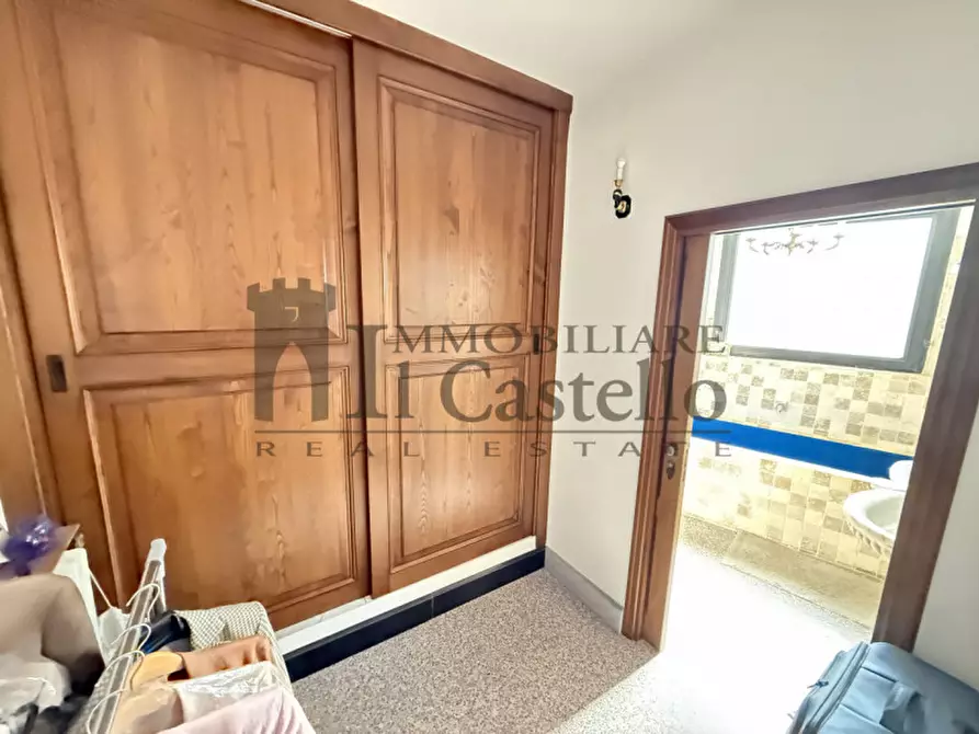 Immagine 12 di Appartamento in vendita  a Castiglione Del Lago