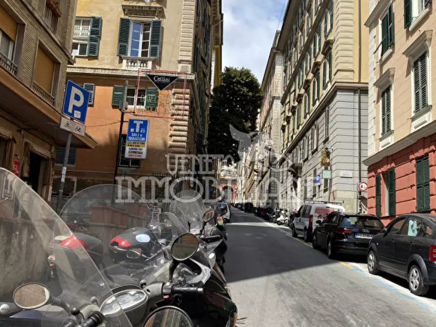 Immagine 11 di Negozio in vendita  in via caffaro a Genova