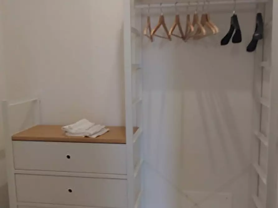 Immagine 18 di Palazzo in vendita  in via f. baele a Milazzo