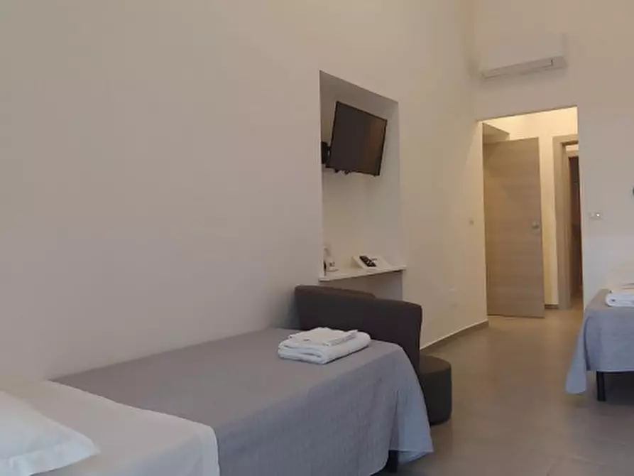 Immagine 24 di Palazzo in vendita  in via f. baele a Milazzo