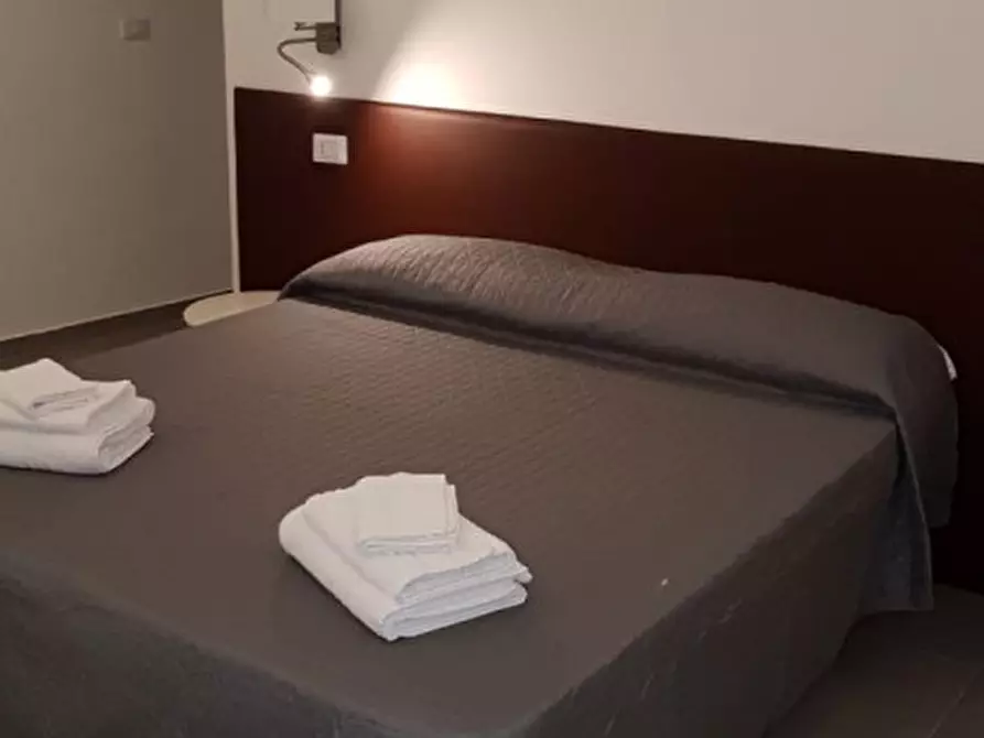 Immagine 27 di Palazzo in vendita  in via f. baele a Milazzo