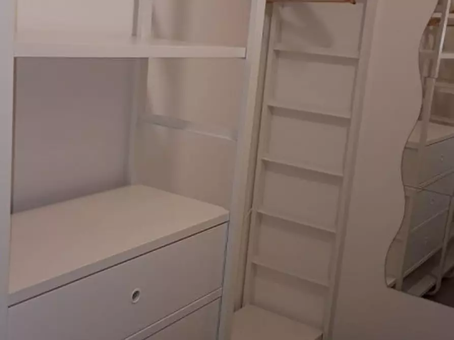 Immagine 29 di Palazzo in vendita  in via f. baele a Milazzo