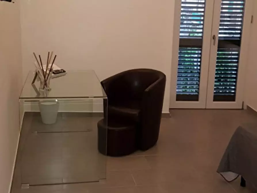 Immagine 30 di Palazzo in vendita  in via f. baele a Milazzo